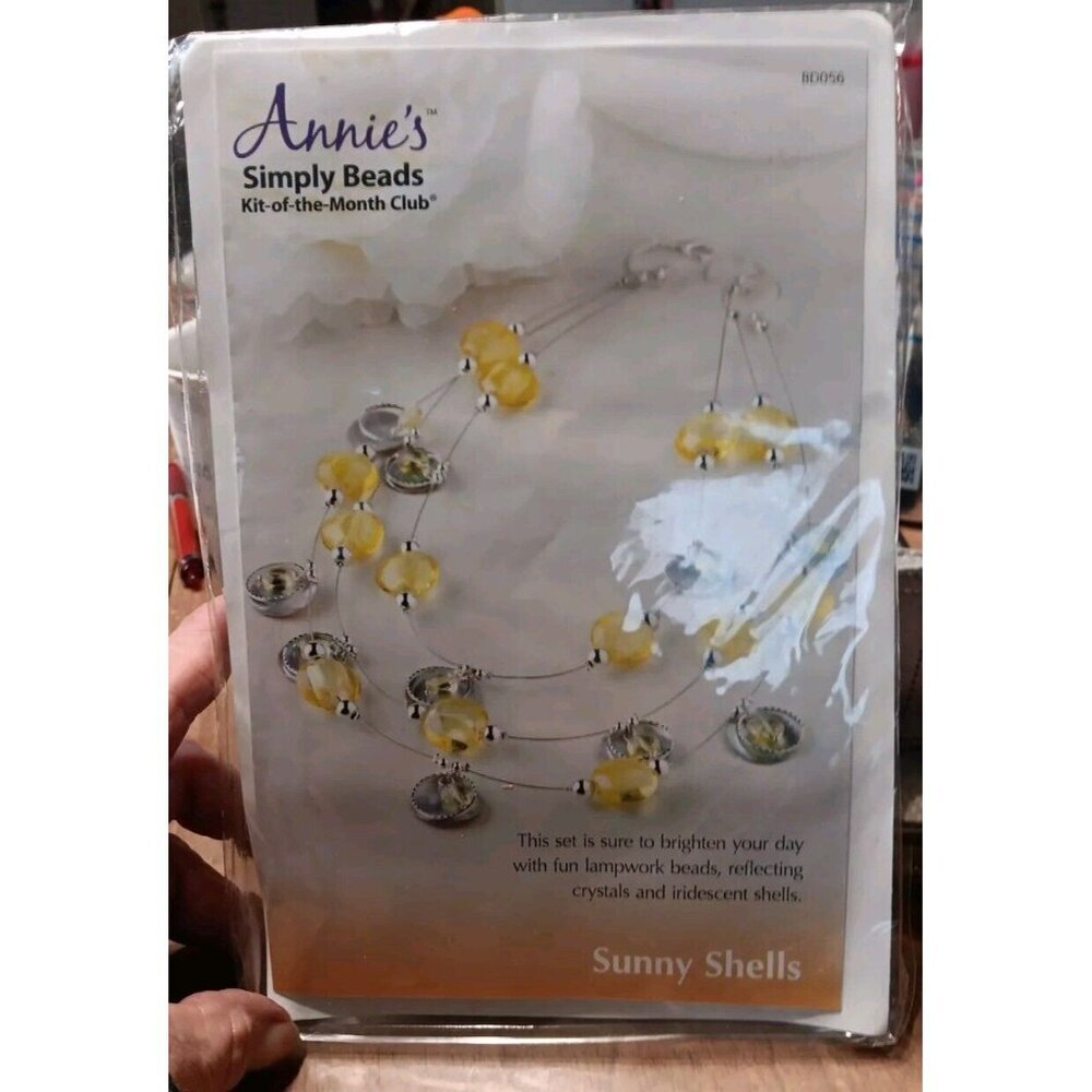 Annie's Simply Beads Sunny Shells‎ Kit-of-the-Month NIP BD056 Full Instructions
